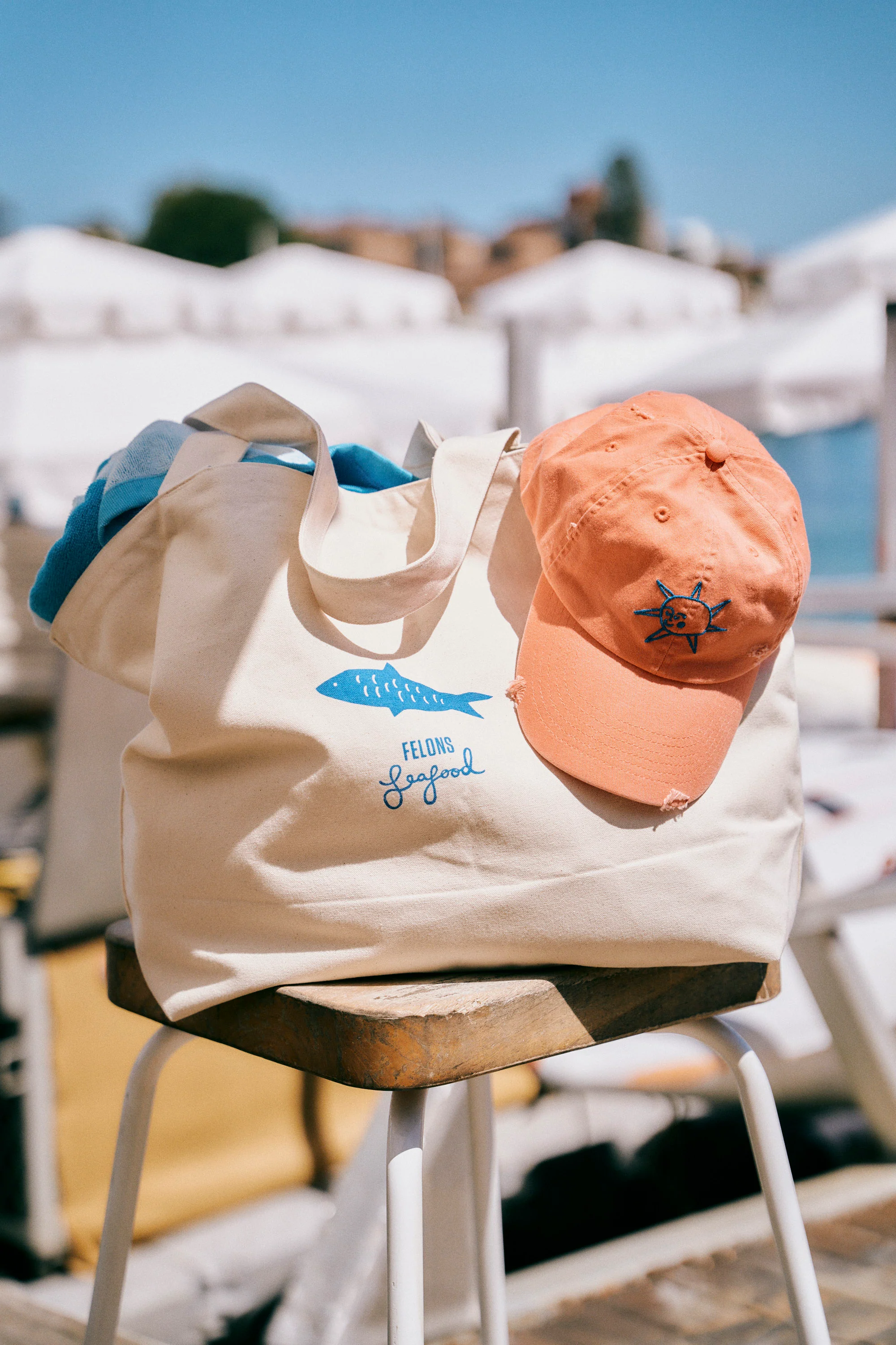 Felons Seafood Tote - Image 2